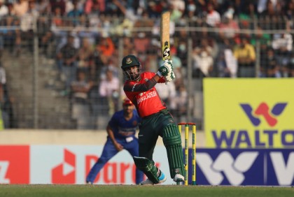 নিজের বদলে যাওয়ার কারণ জানালেন লিটন