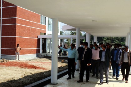 হাবিপ্রবি’র চলমান উন্নয়ন কার্যক্রম পরিদর্শন