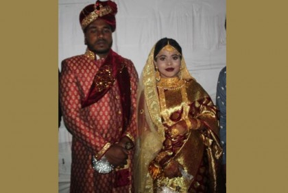 ক্যান্সার আক্রান্ত প্রেমিকাকে বিয়ে করলেন প্রবাসী

