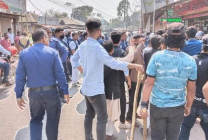লালমনিরহাটে ছাত্রলীগ-ছাত্রদলের 
ধাওয়া-পাল্টা ধাওয়া, আহত ৫