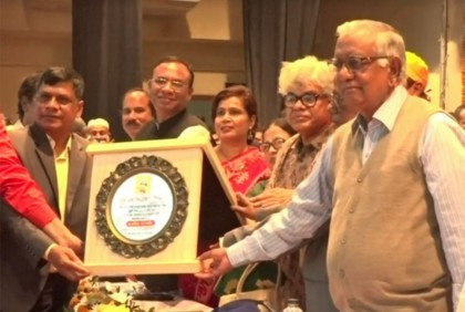 একুশে পদকপ্রাপ্ত আব্রাহাম লিংকনকে কুড়িগ্রামে নাগরিক সংবর্ধনা