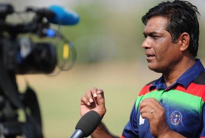 বাংলাদেশকে খোঁচা দিলেন পাকিস্তানের রশিদ লতিফ
