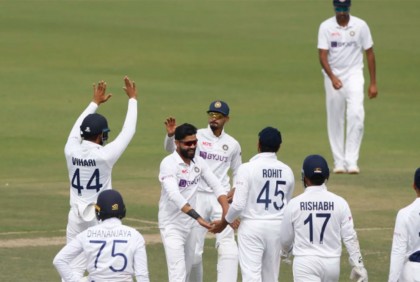 কোহলির শততম টেস্টে জাদেজার চমক

