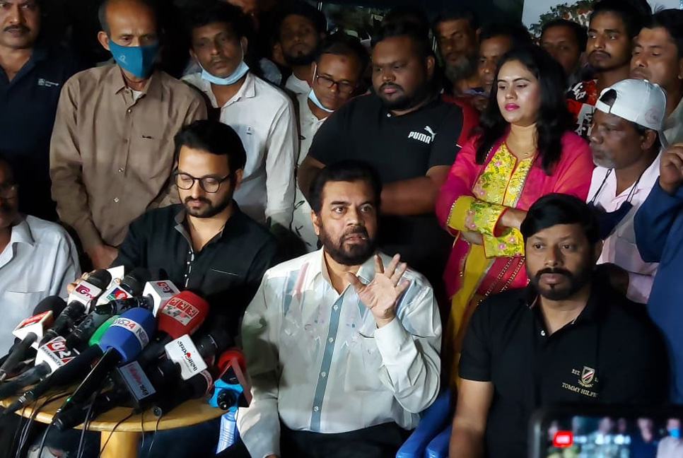 জায়েদ খানের শপথগ্রহণকে অবৈধ ঘোষণা ইলিয়াস কাঞ্চনের

