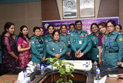 সকল ক্ষেত্রে নারীরা এখন এগিয়ে যাচ্ছে : ডিএমপি কমিশনার

