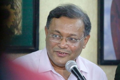 একজন শ্রমিক সারাদিন কাজ করে ১২ থেকে ২০ কেজি চাল কিনতে পারে : তথ্যমন্ত্রী


