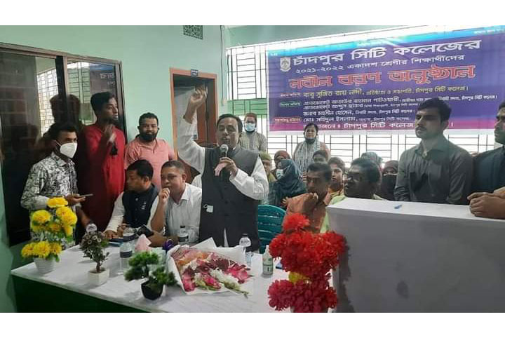 শেখ হাসিনার নেতৃত্বে দেশ দুর্বার গতিতে এগিয়ে যাচ্ছে : সুজিত রায় নন্দী