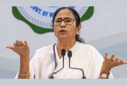 ইভিএম কারচুপিতে জয় বিজেপির, কংগ্রেস চাইলে একসঙ্গে লড়ব : মমতা

