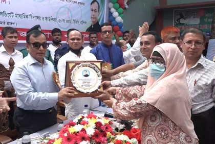 ‌‘জাতির পিতার অবদানের কারণে এই মাটিতে আনন্দ-উচ্ছ্বাস করছি’