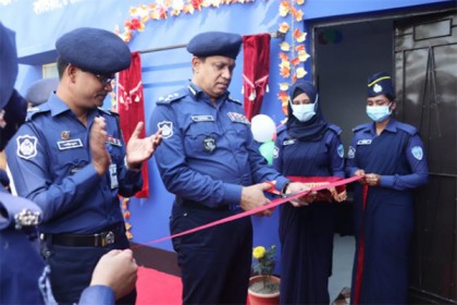 নোয়াখালীর চেয়ারম্যান ঘাটে পুলিশ রেস্ট হাউজের উদ্বোধন