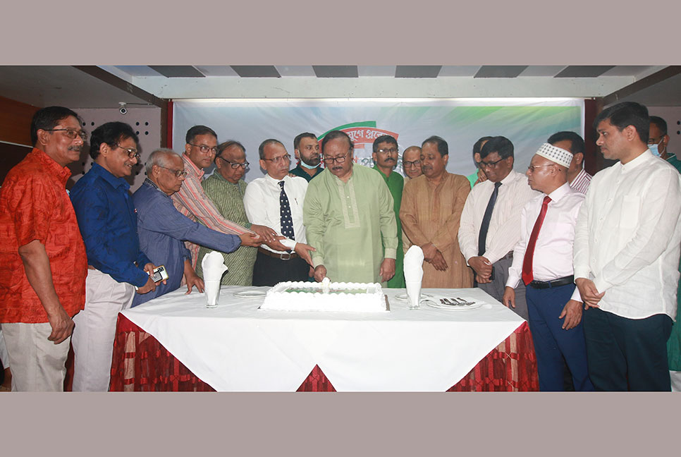 রাজশাহীতে বাংলাদেশ প্রতিদিনের প্রতিষ্ঠাবার্ষিকী উদযাপন