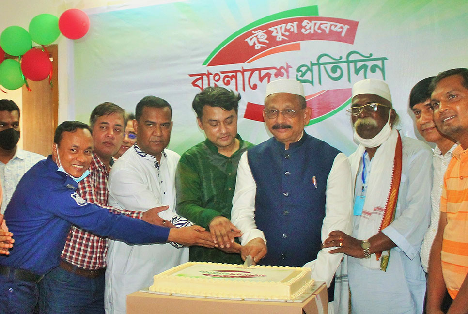 গণমানুষের পক্ষে অসাধারণ ভূমিকা রাখছে বাংলাদেশ প্রতিদিন : চসিক মেয়র
