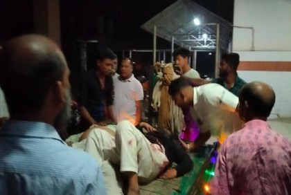 চুয়াডাঙ্গা মোটরসাইকেলের নিয়ন্ত্রণ হারিয়ে ব্যবসায়ী নিহত