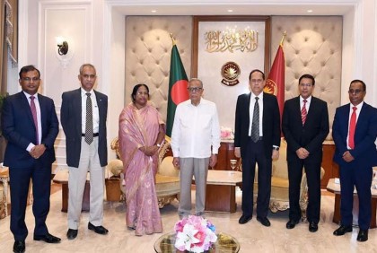ইসিকে সাহসের সাথে নিরপেক্ষভাবে দায়িত্ব পালনের আহ্বান রাষ্ট্রপতির