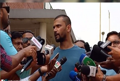 ফোকাসে জাতীয় দল নেই, তাই সার্জারি থেকে দূরে মাশরাফি!