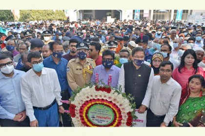 বগুড়ায় বর্ণিল আয়োজনে বঙ্গবন্ধুর জন্মদিন উদযাপন