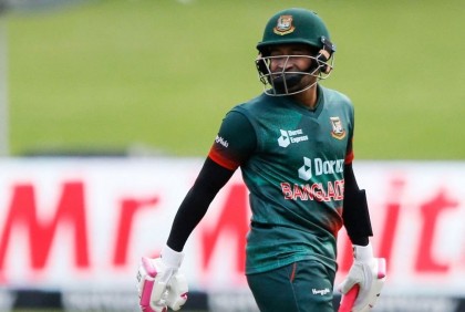 মুশফিক কী আবারও ভুল করলেন?