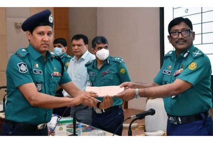 ডিএমপির শ্রেষ্ঠ ডিসি হলেন বিপ্লব কুমার

