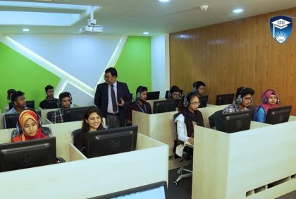 দক্ষতা বাড়াতে নানা উদ্যোগ আইএসইউ ইংরেজি বিভাগের