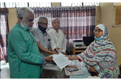দ্রব্যমূল্য বৃদ্ধিতে জেলা প্রশাসক বরাবর নাটোরে বিএনপির স্মারকলিপি বিএনপি