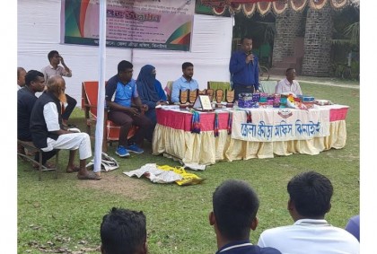 ঝিনাইদহে সাঁতার প্রতিযোগিতা ও সাঁতার প্রশিক্ষণের উদ্বোধন