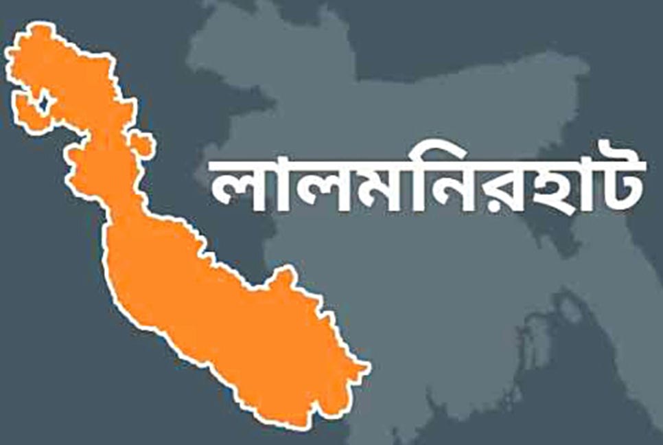 পরিবহন শ্রমিকদের সংঘর্ষের জেরে থমথমে লালমনিরহাট