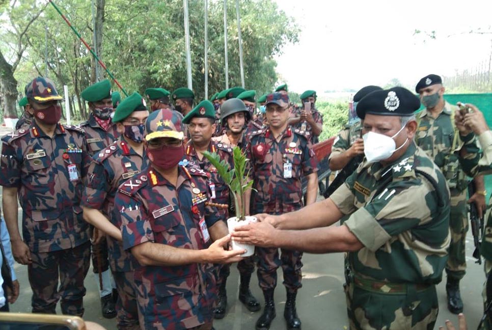 সীমান্তে হত্যা বন্ধে সৌহার্দ্যপূর্ণ মনোভাবের কমতি নেই : বিজিবি প্রধান