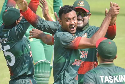 টাইগারদের পেস দাপট, সেঞ্চুরিয়নে অন্য বাংলাদেশ!