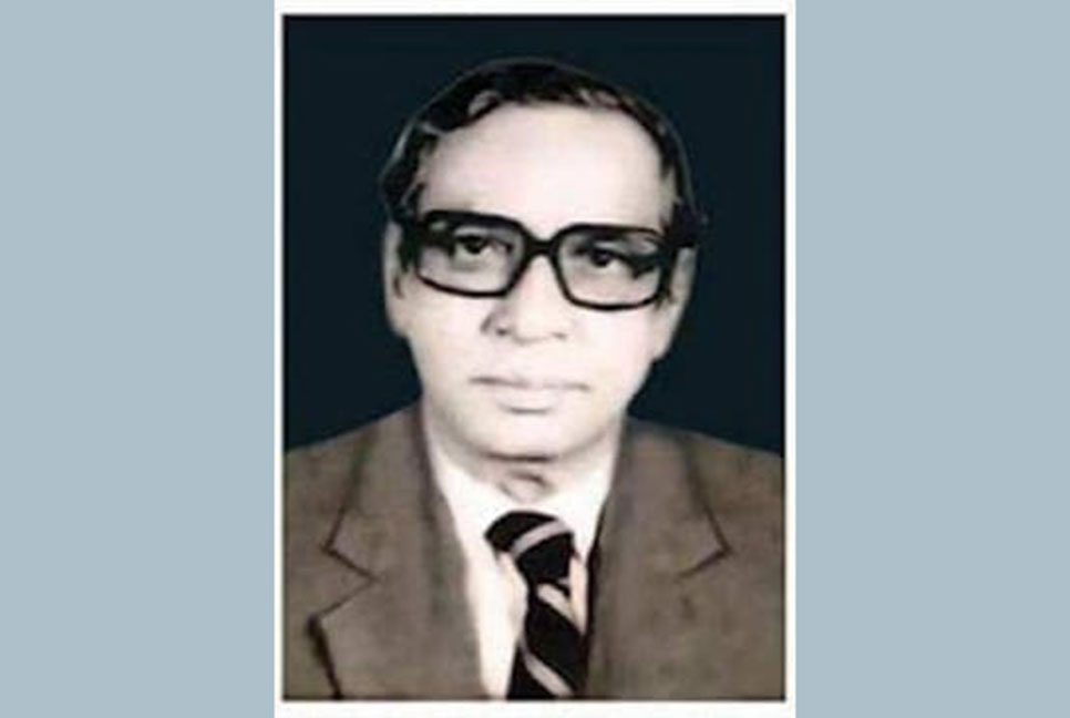 স্বাধীনতা পুরস্কার পেলেন আইনমন্ত্রীর পিতা সিরাজুল হক