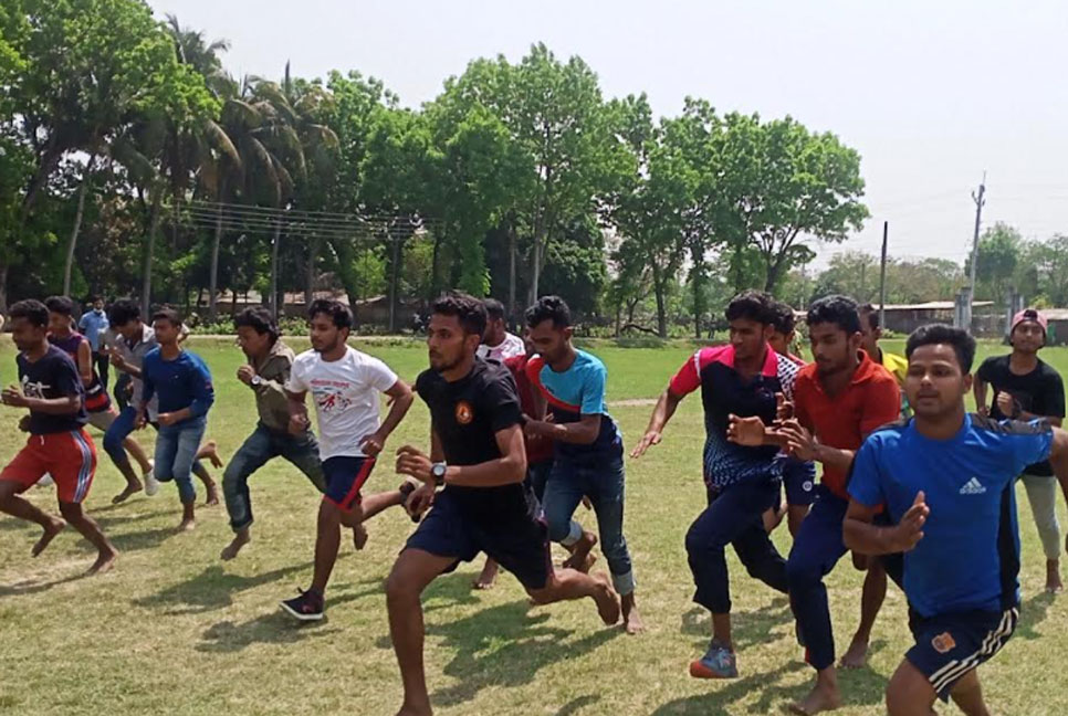 মেহেরপুর সরকারি কলেজের বার্ষিক ক্রীড়া প্রতিযোগিতা অনুষ্ঠিত