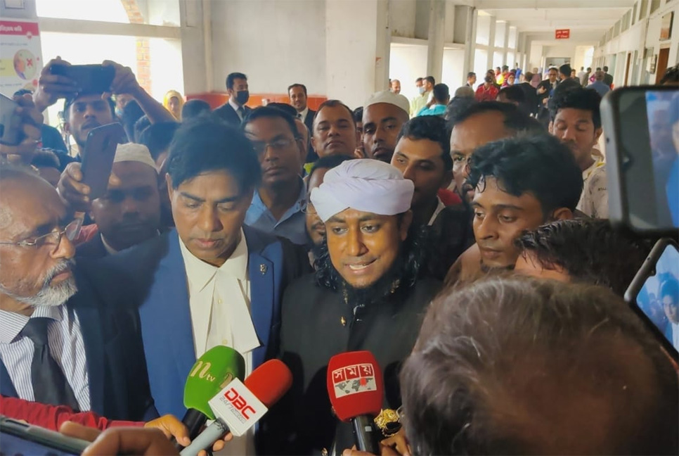 তাহেরির মামলায় আসামি যারা

