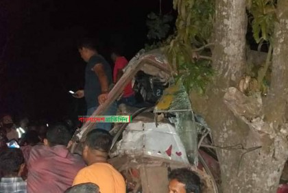 বাস-ট্রাক্টরের সংঘর্ষ, নিহত ৩  

