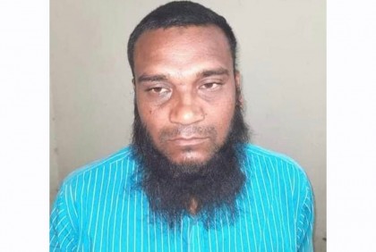 পুলিশে চাকরির প্রলোভন দেখিয়ে টাকা আদায়, প্রতারক আটক