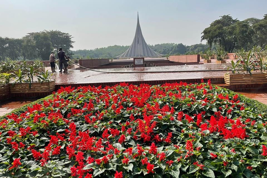 সর্বস্তরের মানুষের শ্রদ্ধা আর ভালোবাসায় সিক্ত হতে প্রস্তুত জাতীয় স্মৃতিসৌধ