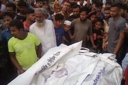 রায়পুরায় পিকআপ ভ্যানচাপায় অটোরিকশার ৪ যাত্রী নিহত