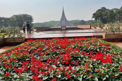 সর্বস্তরের মানুষের শ্রদ্ধা আর ভালোবাসায় সিক্ত হতে প্রস্তুত জাতীয় স্মৃতিসৌধ