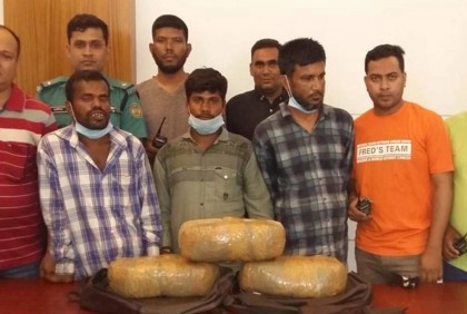 বরিশালে মাদকসহ আটক ৫  