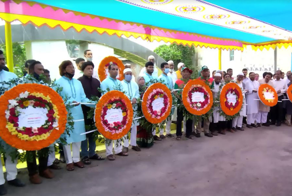 মোরেলগঞ্জে মুক্তিযোদ্ধা স্মৃতিস্তম্ভে শ্রদ্ধা জ্ঞাপন