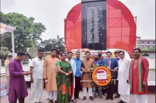 মুন্সীগঞ্জে জাতীয় বীরদের শ্রদ্ধার সাথে স্মরণ করল সর্বস্তরের মানুষ