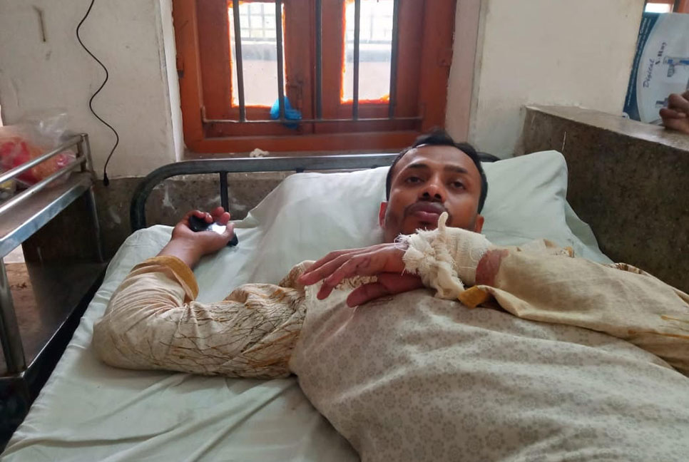 ঝালকাঠিতে ছাত্রদলের উপর ছাত্রলীগের হামলার অভিযোগ