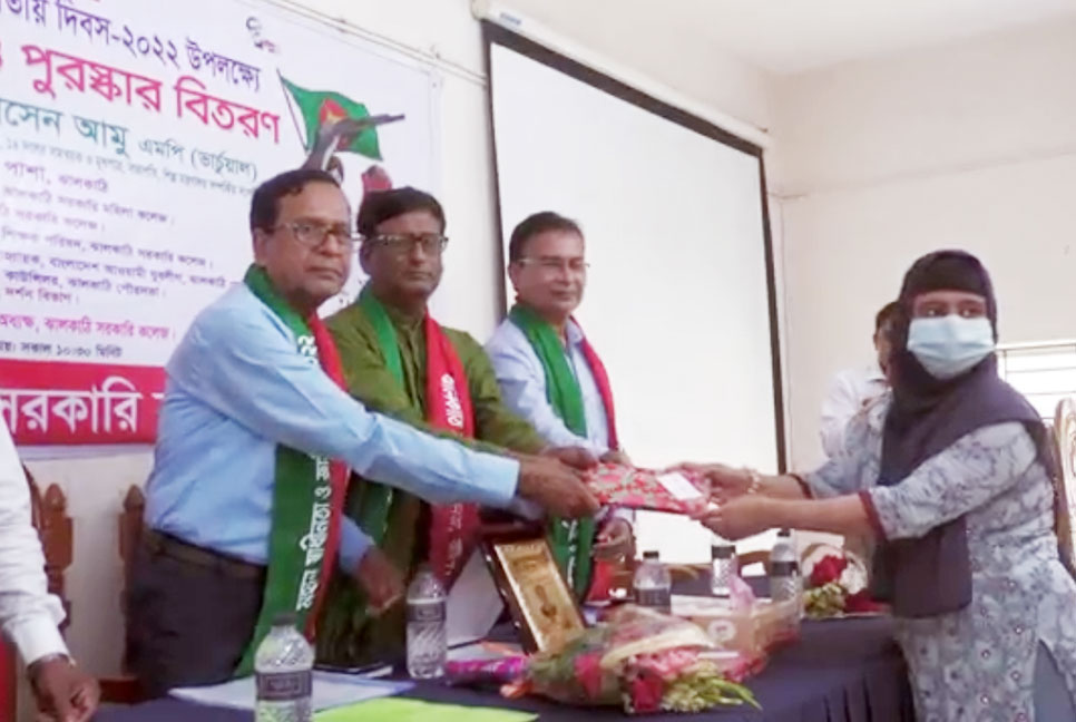ঝালকাঠি সরকারি কলেজে স্বাধীনতা দিবসের আলোচনা সভা