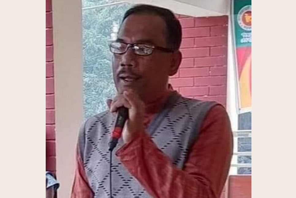 স্কুলে যাওয়ার পথে ট্রাকচাপায় প্রধান শিক্ষক নিহত