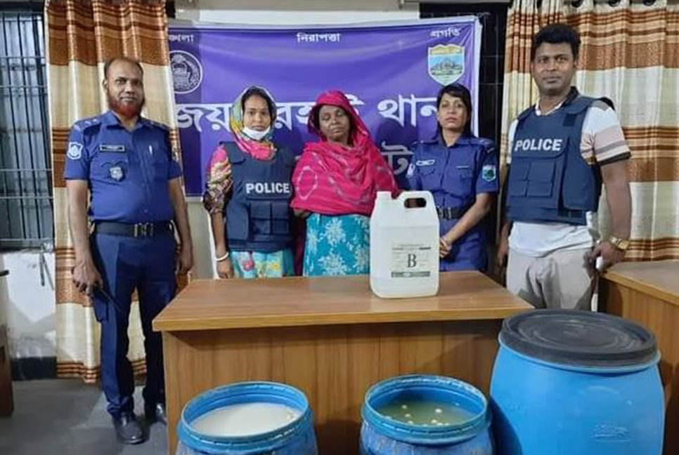 জয়পুরহাটে নারী মাদক কারবারি গ্রেফতার