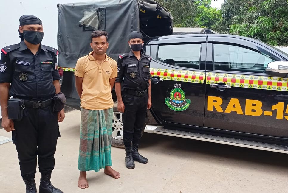 উখিয়ায় দেড় লাখ ইয়াবাসহ আটক ১