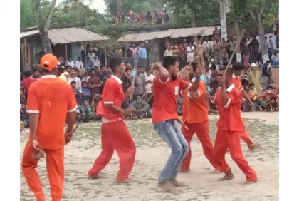 সাতক্ষীরায় লাঠি খেলা অনুষ্ঠিত