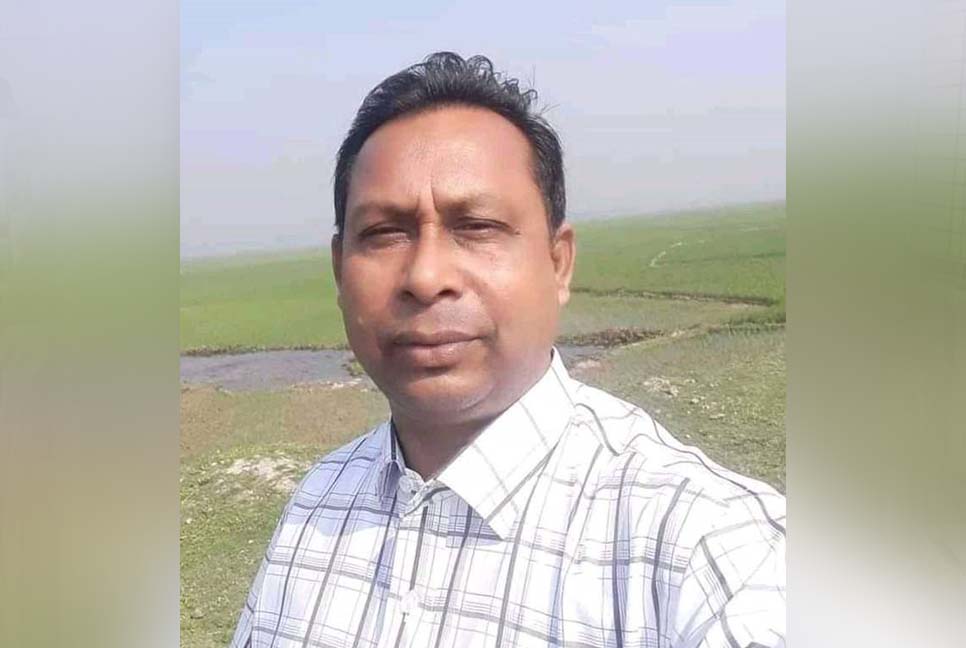 ইজিবাইকের ধাক্কায় প্রাণ গেল ইউপি সচিবের