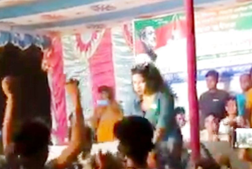 স্কুল মাঠে অশ্লীল নৃত্য, আওয়ামী লীগ নেতাসহ ৬ জনকে শোকজ