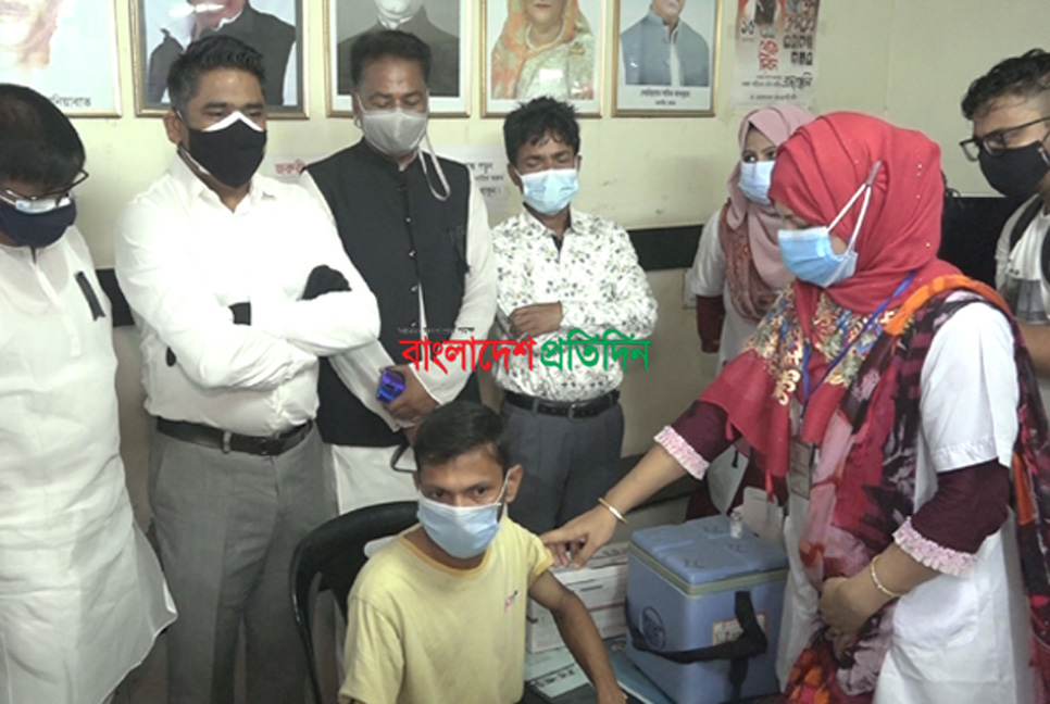 গণটিকা কার্যক্রম ৩ এপ্রিল পর্যন্ত বাড়িয়ে প্রজ্ঞাপন জারি 

