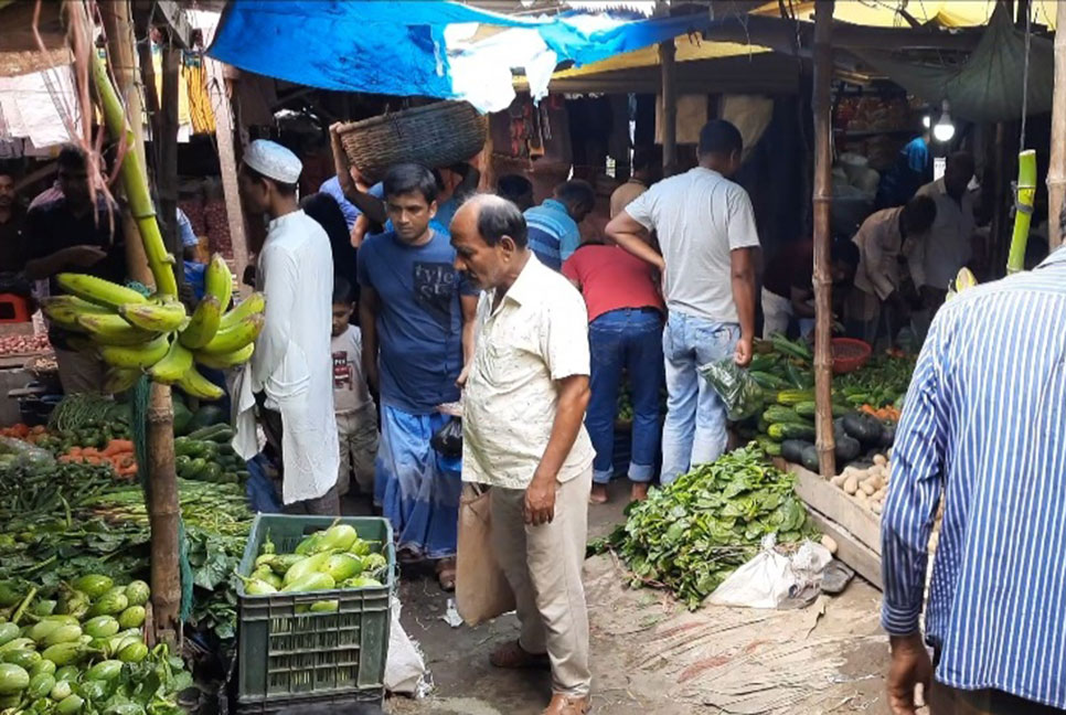 রোজার আগেই বাগেরহাটে কাঁচা বাজারে আগুন, ব্যবস্থা নেই