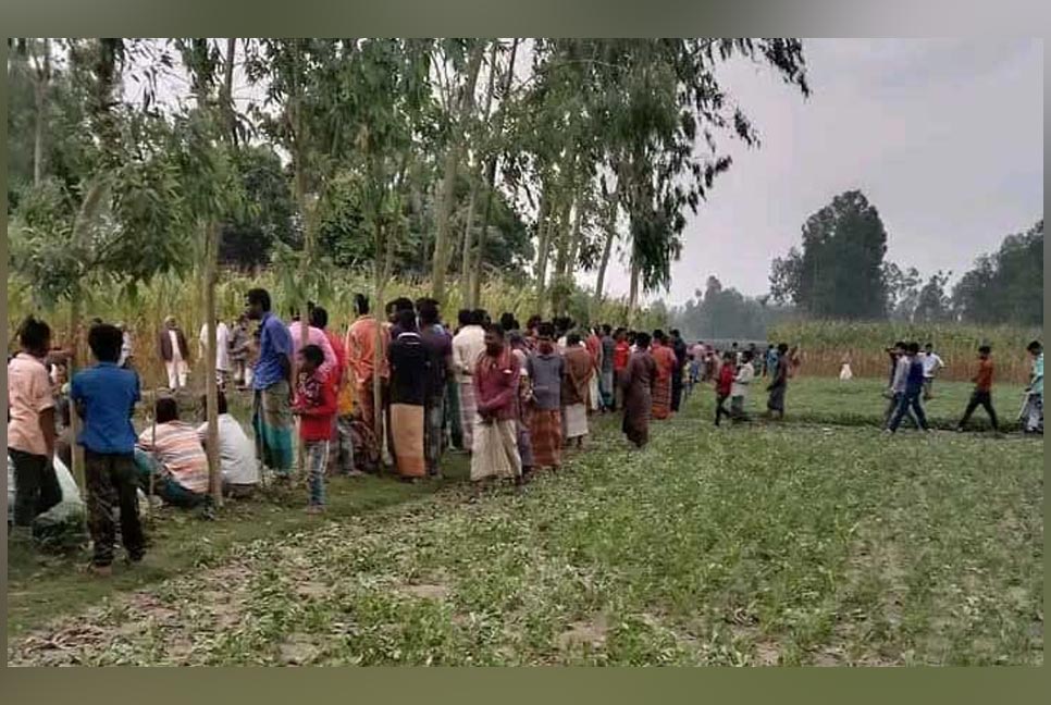 স্ত্রীকে কুপ্রস্তাব, মেঝে খুঁড়ে উদ্ধার হলো যুবকের লাশ